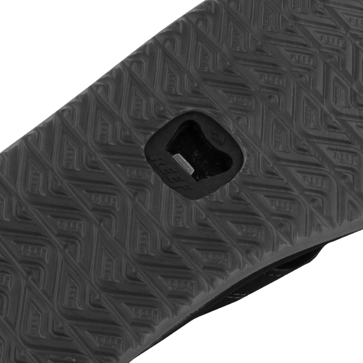 Reef Men’s Element TQT Flip Flop