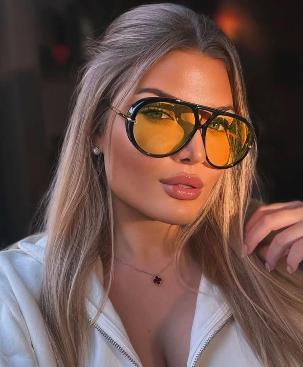 GUVIVI Retro Gold Aviator Sunglasses for Women Men, 2026 Metal Oversized 70s Aviators Black Vacation Beach Sun Glasses