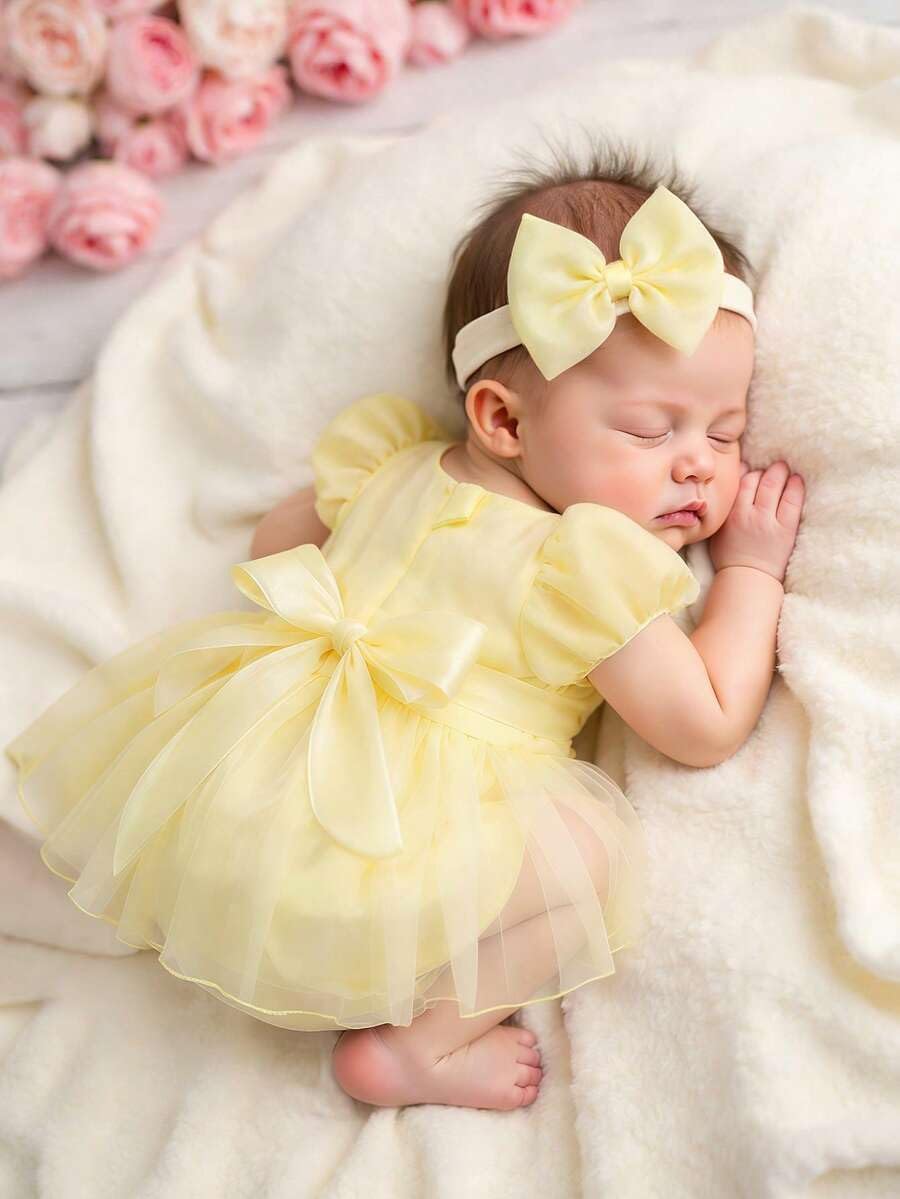 Ylsteed Newborn Photography Outfits Girls Newborn Photography Props Baby Girls Lace Romper with Tulle Skirt Infant Photo shoot Outfits Photo Props