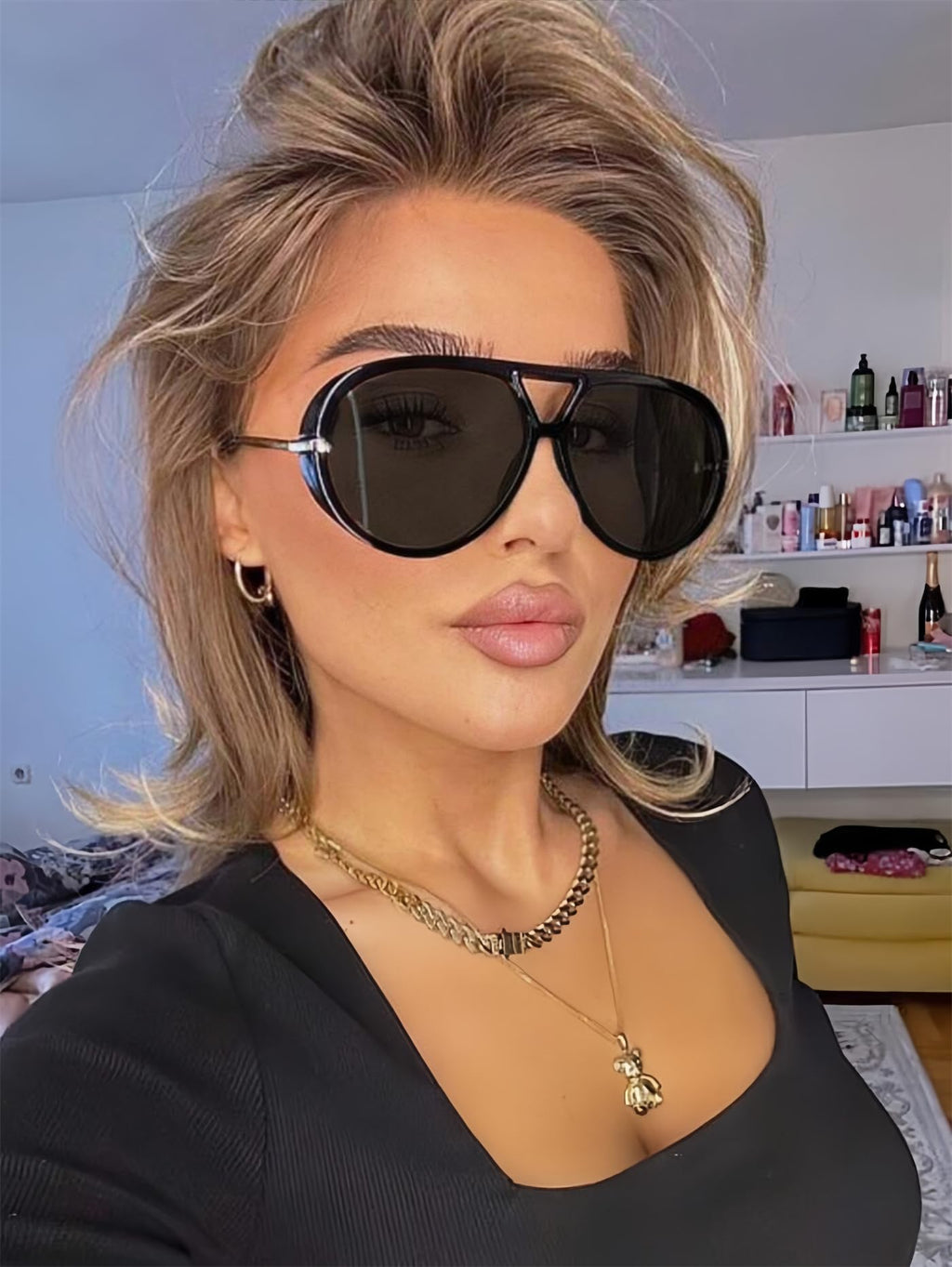 GUVIVI Retro Gold Aviator Sunglasses for Women Men, 2026 Metal Oversized 70s Aviators Black Vacation Beach Sun Glasses