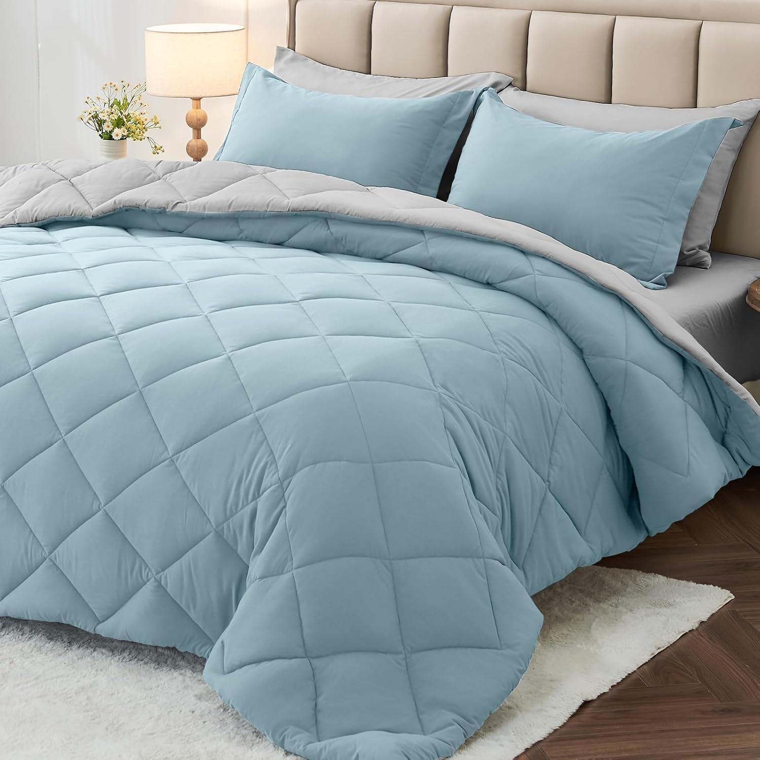 MUXHOMO 7 Pieces King Comforter Set, Reversible Bed in a Bag King Size, All Season Bedding Set with Comforter, Flat Sheet, Fitted Sheet, Pillowcases & Shams, Red & Black