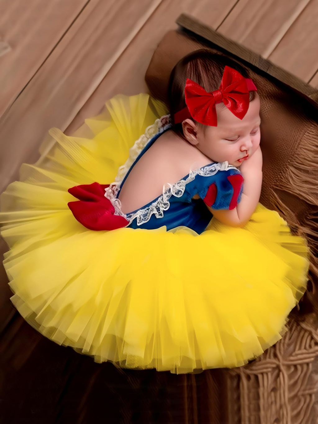 Ylsteed Newborn Photography Outfits Girls Newborn Photography Props Baby Girls Lace Romper with Tulle Skirt Infant Photo shoot Outfits Photo Props