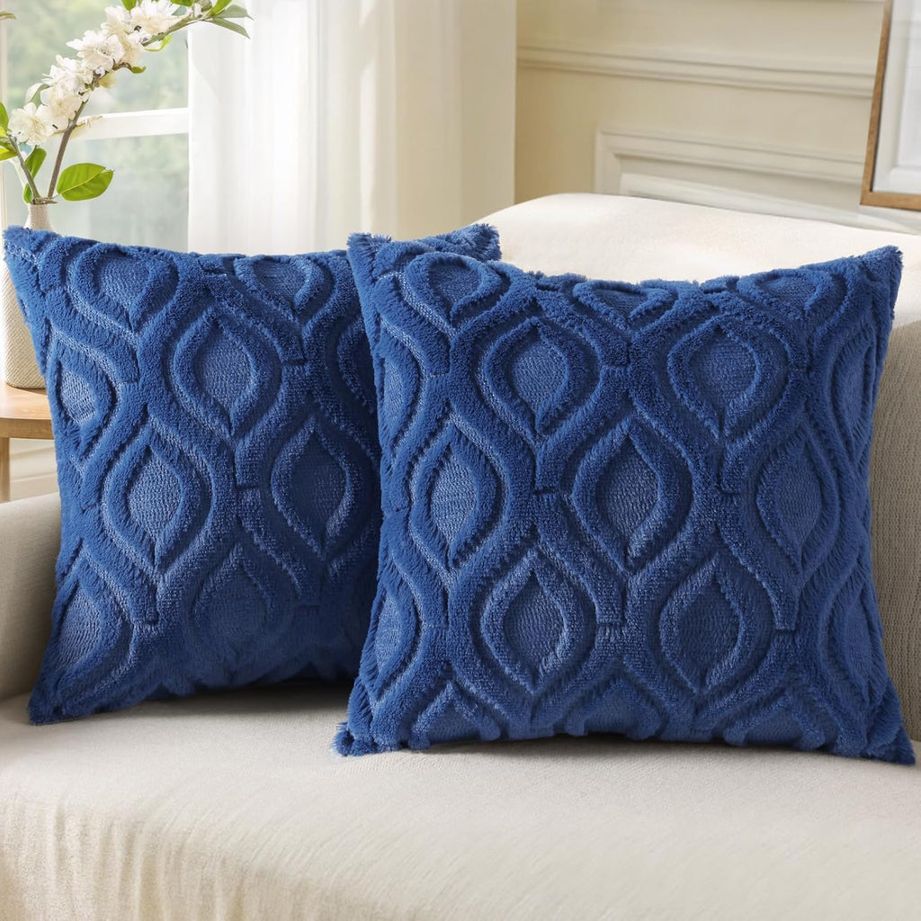 decorUhome Throw Pillow Covers 18x18 Inch Set of 2, Soft Plush Faux Wool Cream White Solid Couch Pillow Covers, Accent Farmhouse Neutral Square Pillow Cases for Sofa Bed Living Room