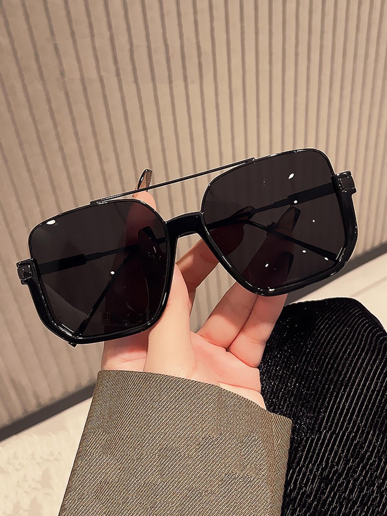 GUVIVI Retro Oversized Aviator Sunglasses for Women Men Square Double Bridge Pilot Sun Glasses 70s Trendy Shades