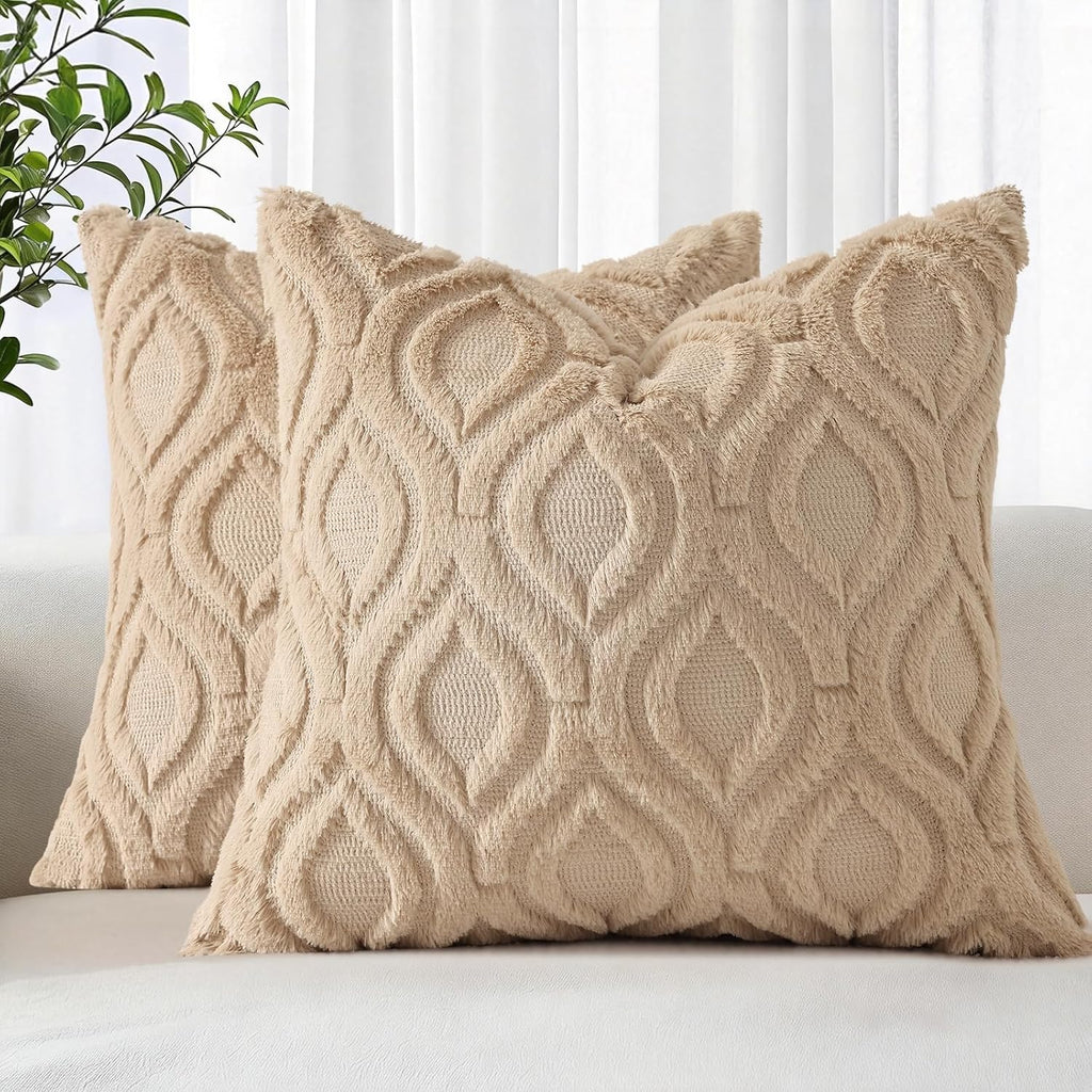 decorUhome Throw Pillow Covers 18x18 Inch Set of 2, Soft Plush Faux Wool Cream White Solid Couch Pillow Covers, Accent Farmhouse Neutral Square Pillow Cases for Sofa Bed Living Room