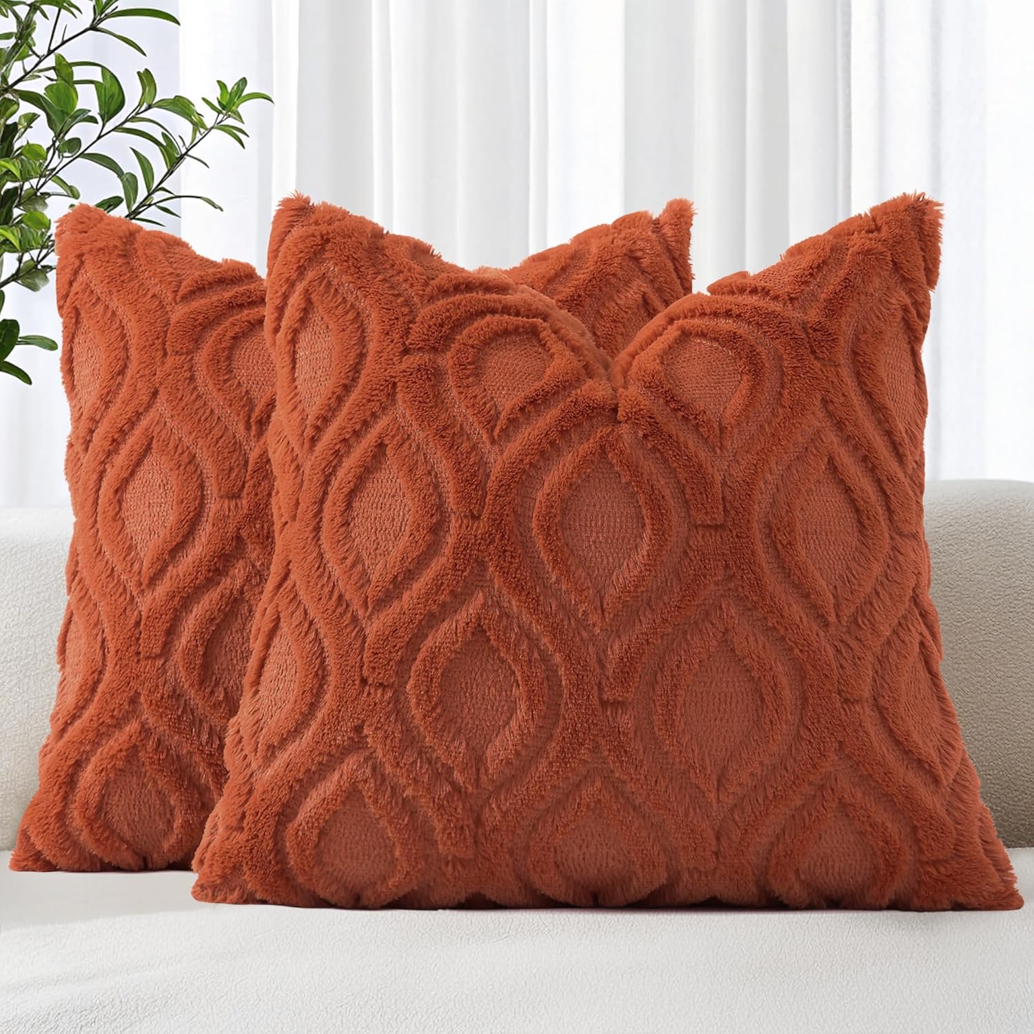decorUhome Throw Pillow Covers 18x18 Inch Set of 2, Soft Plush Faux Wool Cream White Solid Couch Pillow Covers, Accent Farmhouse Neutral Square Pillow Cases for Sofa Bed Living Room