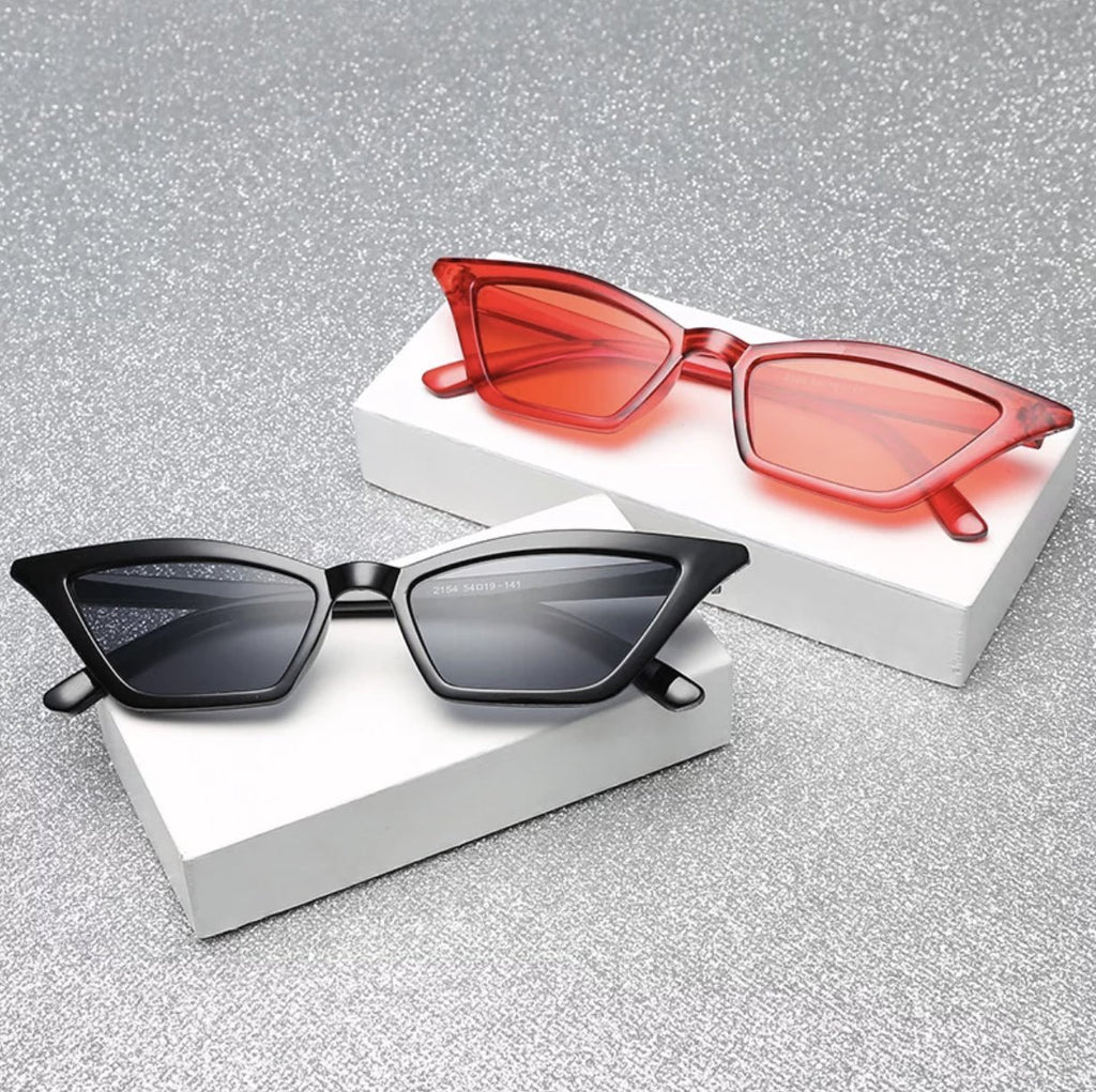 W&Y YING Small Cat Eye Sunglasses for Men and Women Skinny Retro Frame Y2K Shades Trendy Fun Fashion Glasses