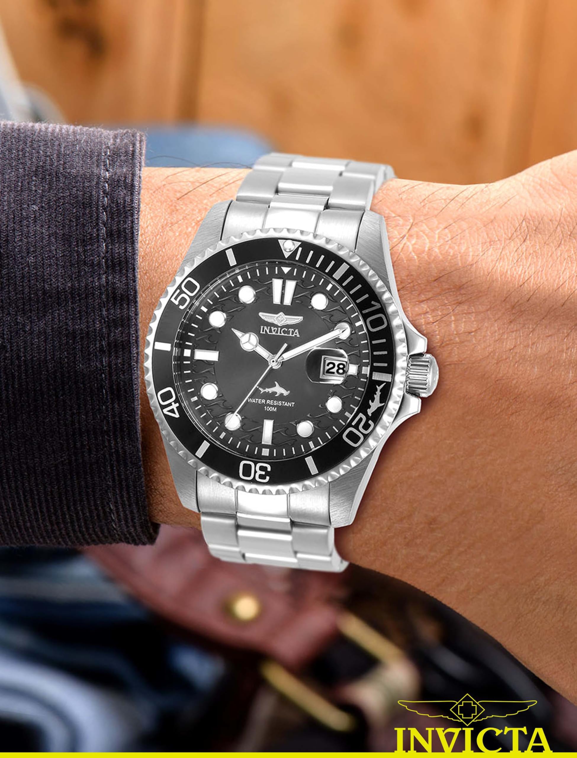 Invicta Men's Pro Diver Quartz Watch