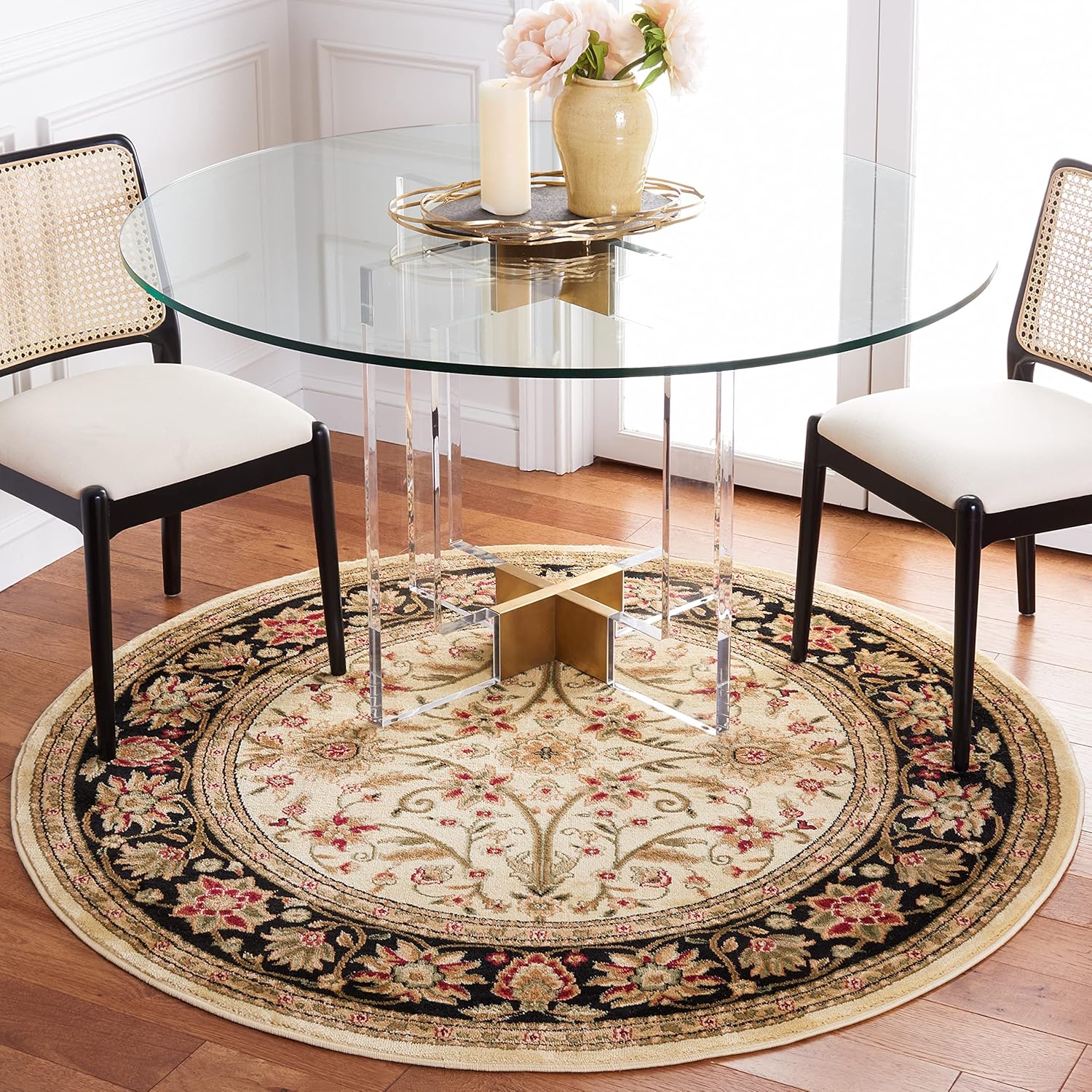 SAFAVIEH Lyndhurst Collection Area Rug - 5'3" x 7'6", Ivory & Red, Traditional Oriental Design, Non-Shedding & Easy Care, Ideal for High Traffic Areas in Living Room, Bedroom (LNH212K)