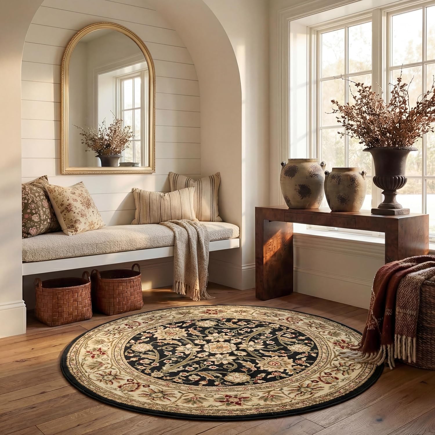 SAFAVIEH Lyndhurst Collection Area Rug - 5'3" x 7'6", Ivory & Red, Traditional Oriental Design, Non-Shedding & Easy Care, Ideal for High Traffic Areas in Living Room, Bedroom (LNH212K)