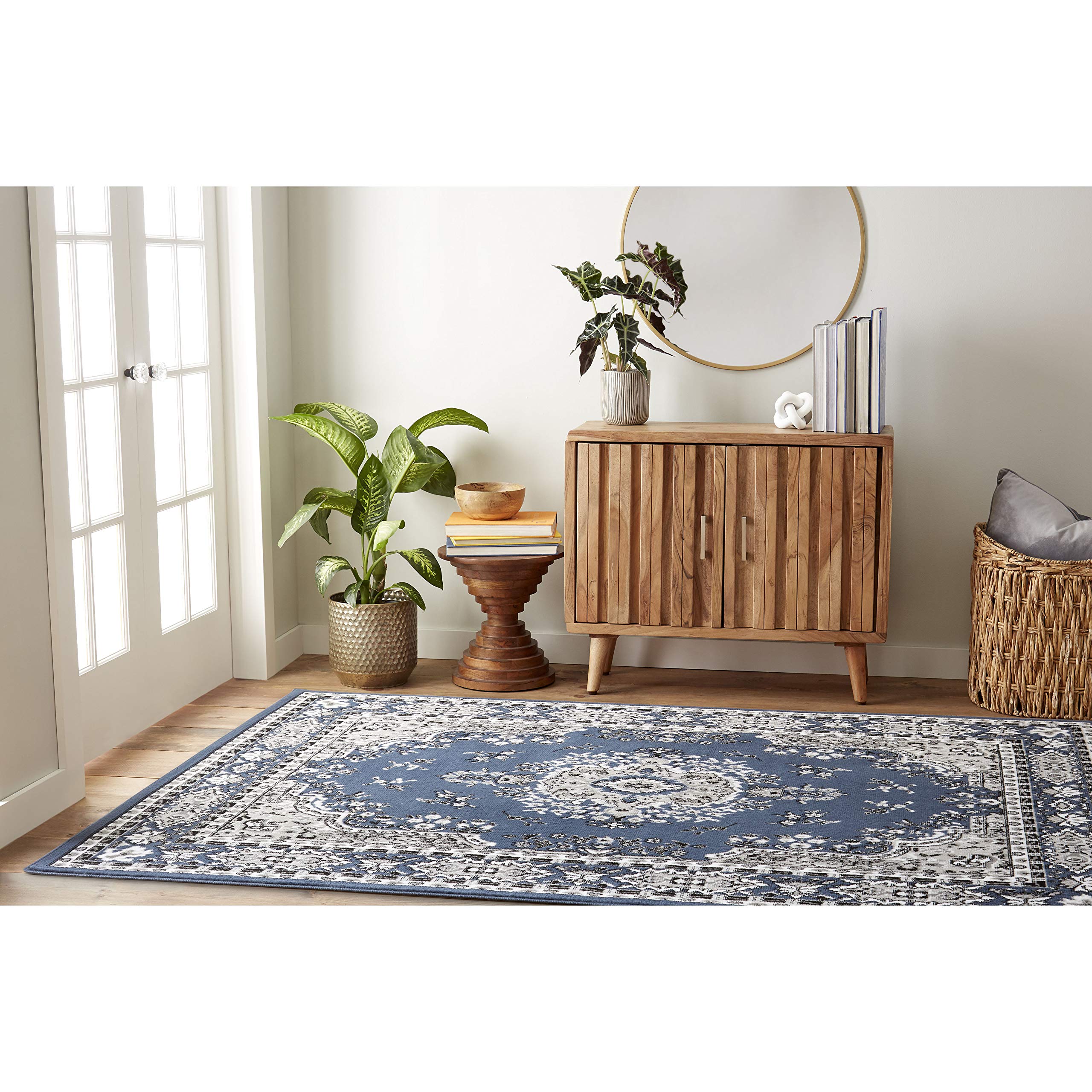 Home Dynamix Premium Sakarya Traditional Medallion Border Area Rug, Black, 21"x35" Rectangle