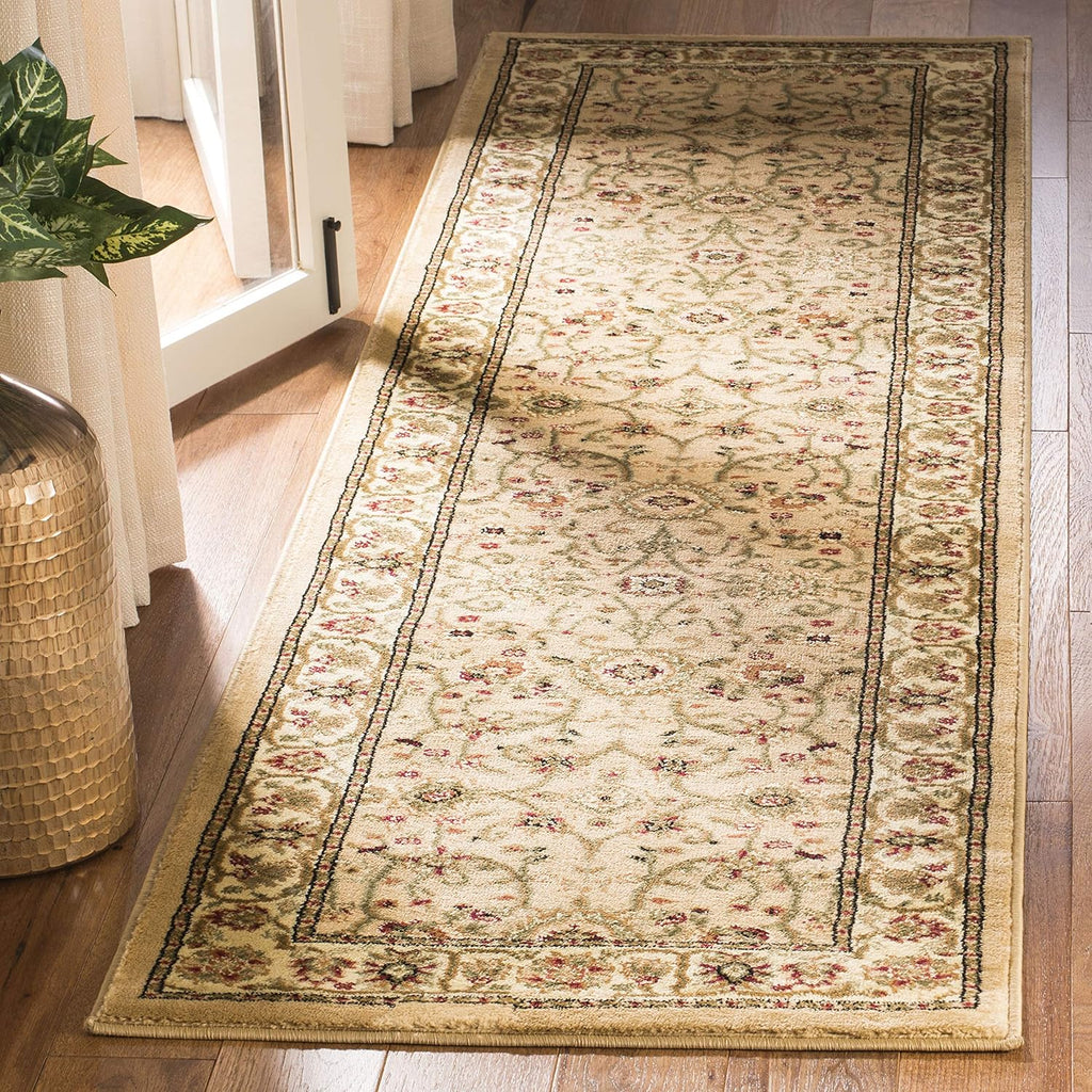 SAFAVIEH Lyndhurst Collection Area Rug - 5'3" x 7'6", Ivory & Red, Traditional Oriental Design, Non-Shedding & Easy Care, Ideal for High Traffic Areas in Living Room, Bedroom (LNH212K)