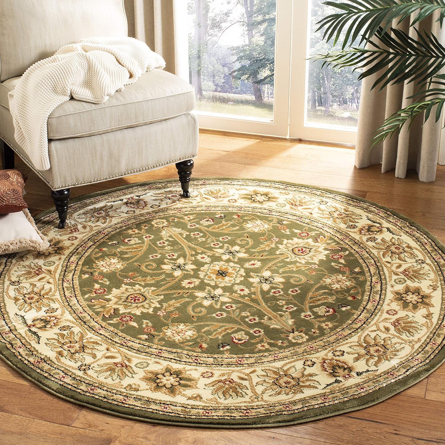 SAFAVIEH Lyndhurst Collection Area Rug - 5'3" x 7'6", Ivory & Red, Traditional Oriental Design, Non-Shedding & Easy Care, Ideal for High Traffic Areas in Living Room, Bedroom (LNH212K)
