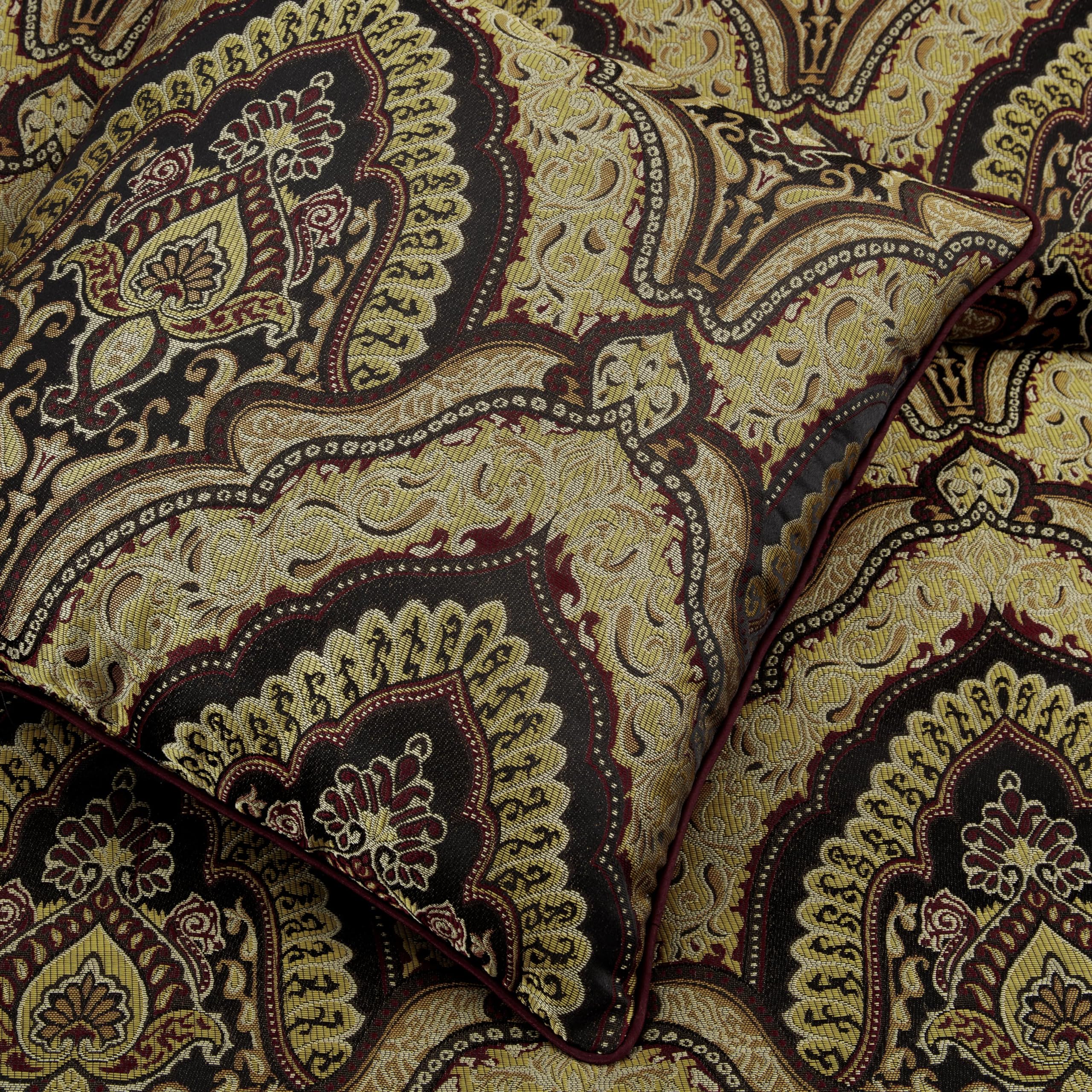 Chezmoi Collection Adelle 7-Piece Paisley Jacquard Embroidered Comforter Bedding Set, King Size